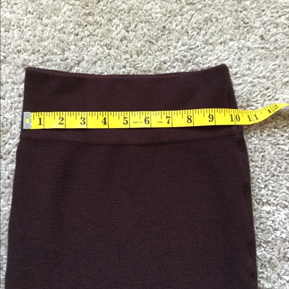 🔥🔥🔥HOST PIC🔥🔥🔥Express Midi Pencil Skirt - Picture 4 of 7